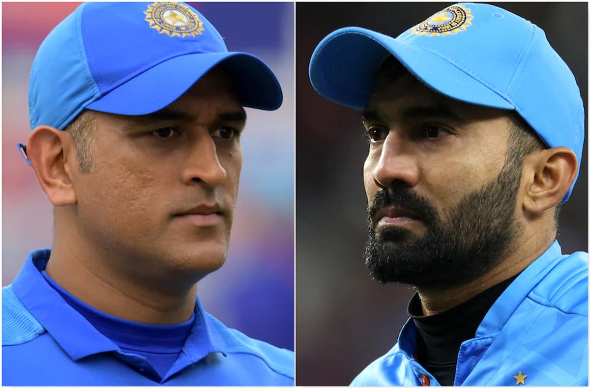 মহেন্দ্র সিং ধোনি (বাঁয়ে) ও দীনেশ কার্তিক